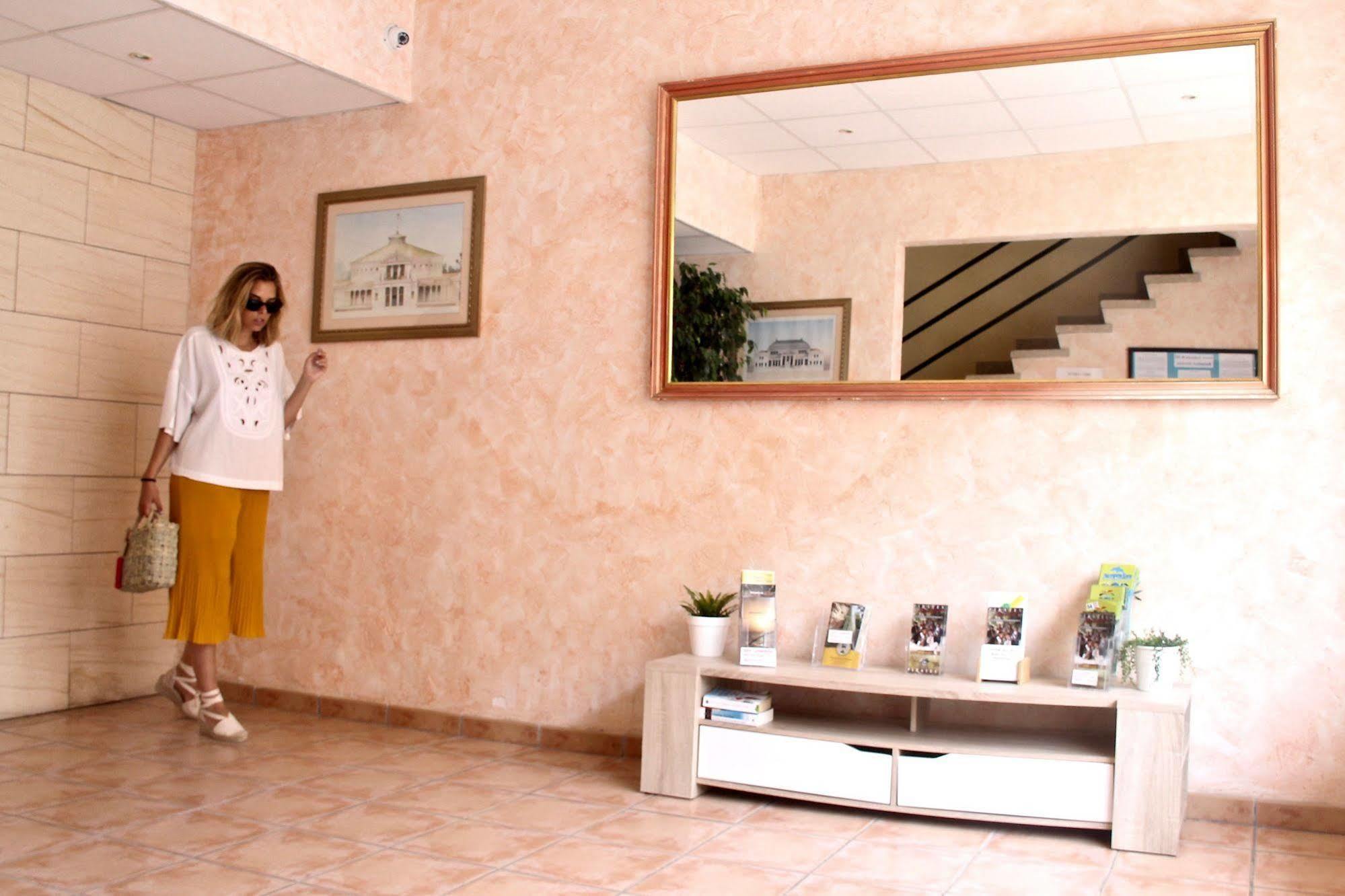 Hsr Gil (adults Only) Auberge de jeunesse *